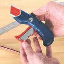 Safety Knife Auto-Retracting | Pipe Manufacturers Ltd..