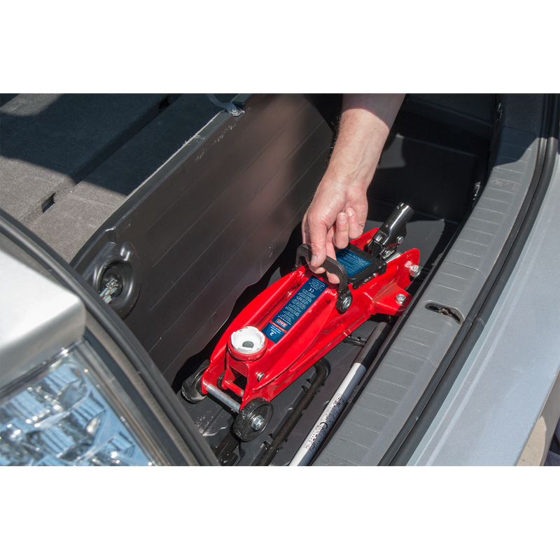 Trolley Jack 2tonne Short Chassis | Pipe Manufacturers Ltd..