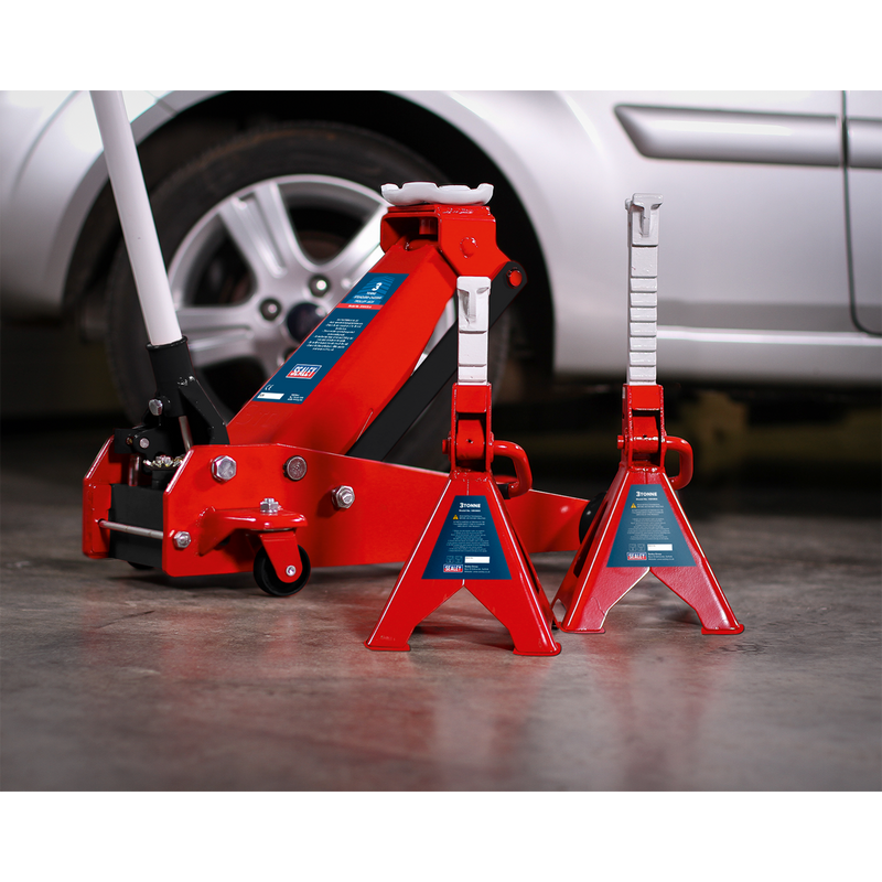 Trolley Jack 3tonne Standard Chassis with Axle Stands (Pair) 3tonne Capacity per Stand | Pipe Manufacturers Ltd..