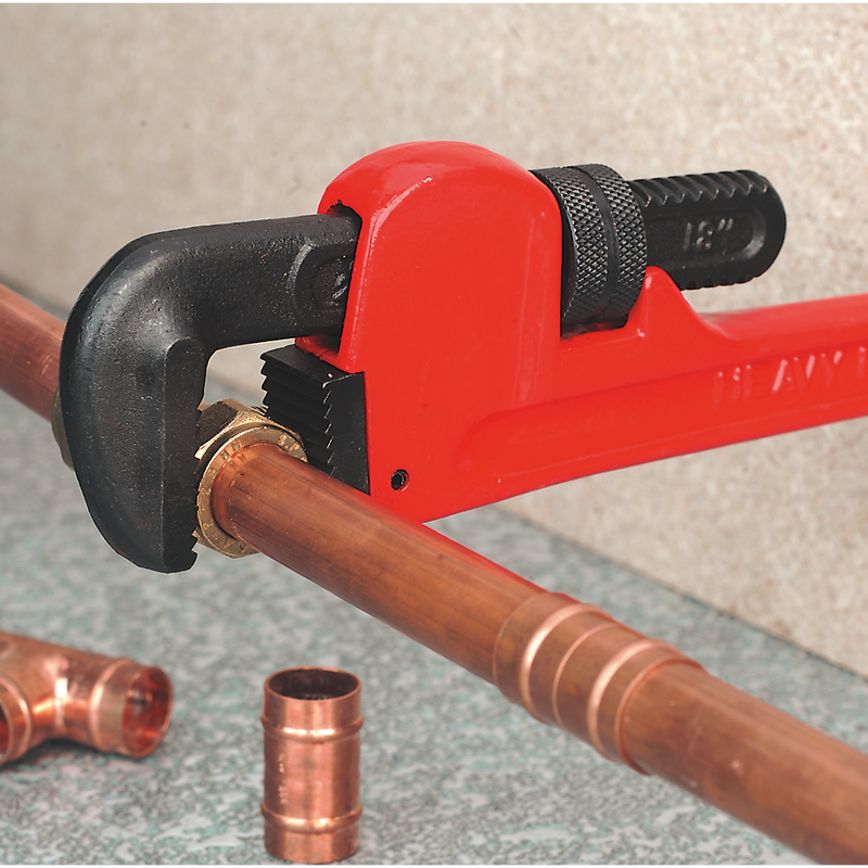 Pipe Wrench European Pattern 450mm Cast Steel | Pipe Manufacturers Ltd..