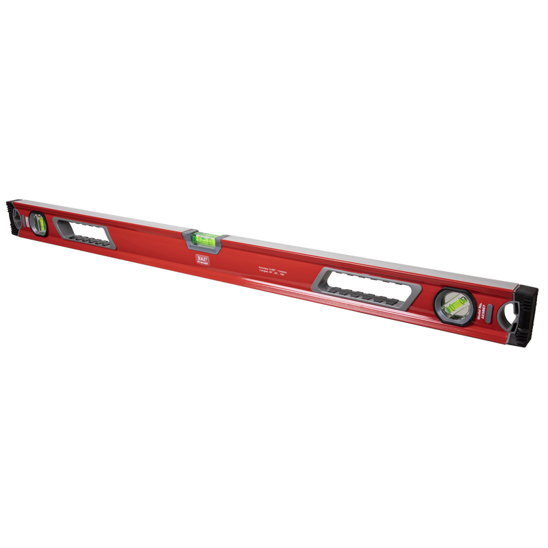 Spirit Level 900mm | Pipe Manufacturers Ltd..