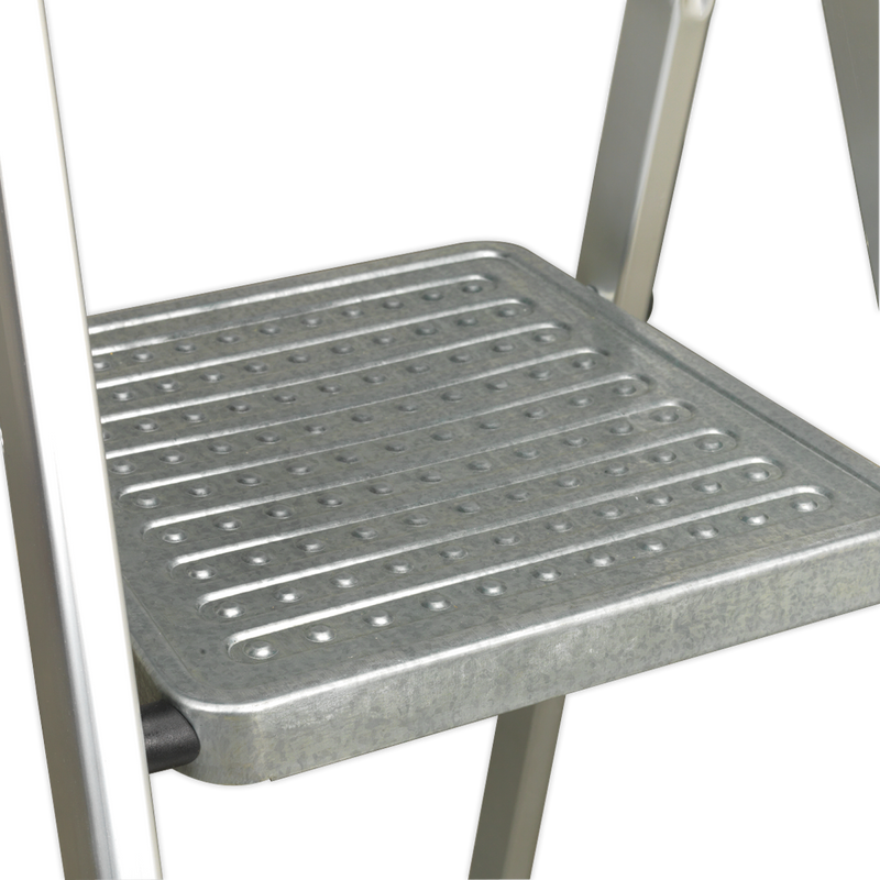 Aluminium Step Ladder 3-Tread EN 131 | Pipe Manufacturers Ltd..