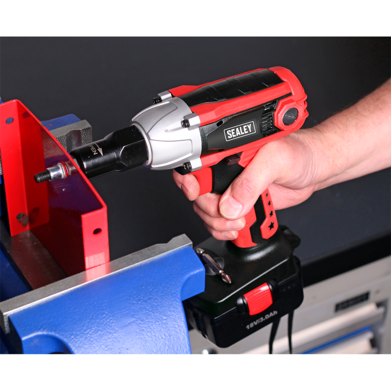 Cordless Nut Riveter/Impact Driver 18V 3Ah Lithium-ion 1hr Charger | Pipe Manufacturers Ltd..