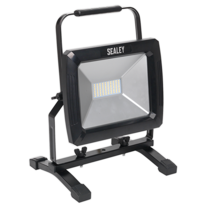 Portable Floodlight 70W SMD LED 110V | Pipe Manufacturers Ltd..