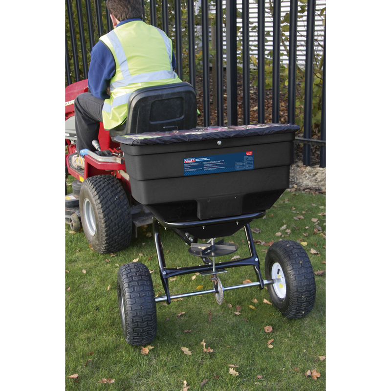 Broadcast Spreader 80kg Tow Behind | Pipe Manufacturers Ltd..