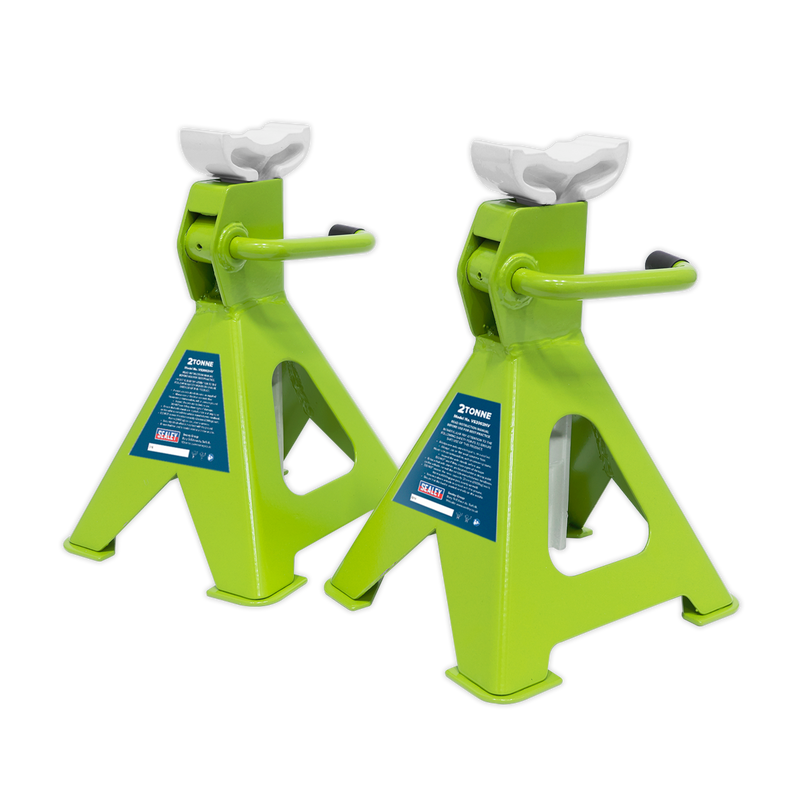 Axle Stands (Pair) 2tonne Capacity per Stand Ratchet Type - Hi-Vis Green | Pipe Manufacturers Ltd..