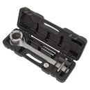 Petrol Engine Crankshaft Pulley Removal/Installation Kit - Jaguar, Land Rover V8 - Chain Drive | Pipe Manufacturers Ltd..